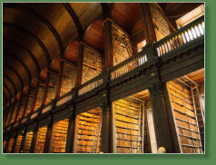Trinity College - Long Room - Dublin, IR