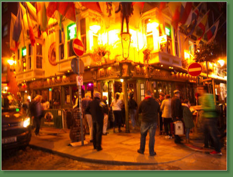 Im Pub - Dublin, IR