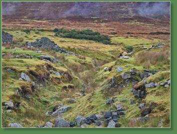 Das verlassene Dorf bei Slievemore - Achill Island, Irland