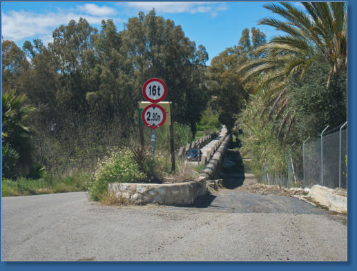 Aquödukt auf dem Weg nach Ronda, ES