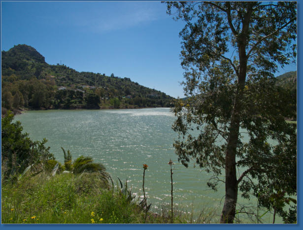 Blick auf den Stausee Tajo de la Encantada, ES