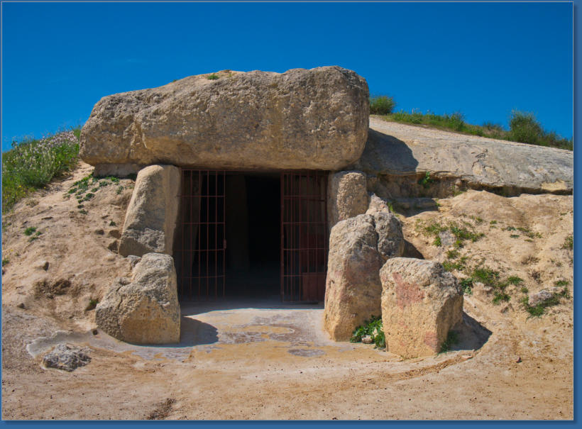Dolmen von Menga, Antequera, ES