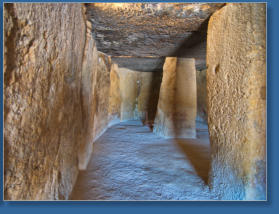 Dolmen von Menga, Antequera, ES