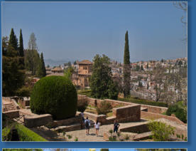 Blick in den Garten des ehemaligen Konvents San Francisco de Alhambra, Granada