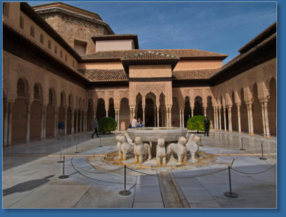 Der Löwenpalast -Nasriden-Paläste - Alhambra, Granada