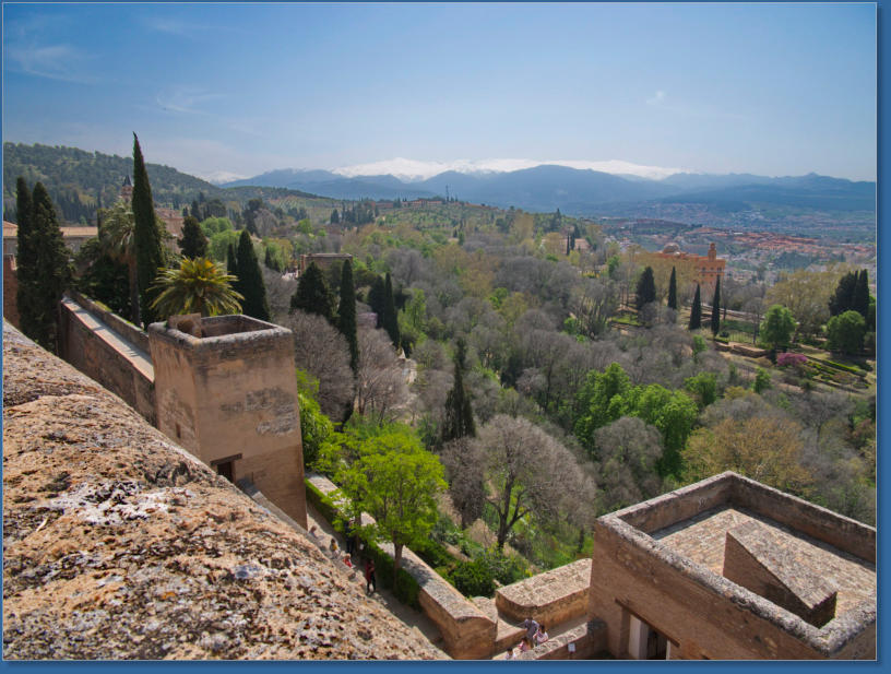 Blick von der Alcazaba - Alhambra auf Granada und Umgebung