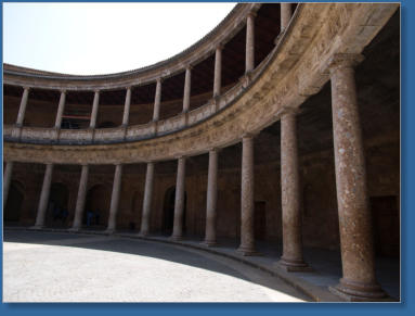 Palast Karl V. - Alhambra, Granada