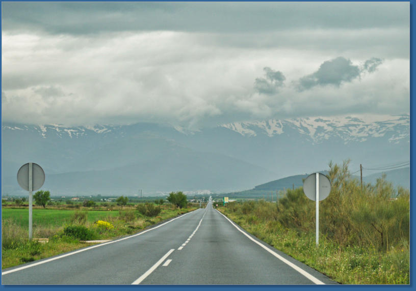 Auf dem Weg nach La Cahorra Castle, Andalusien