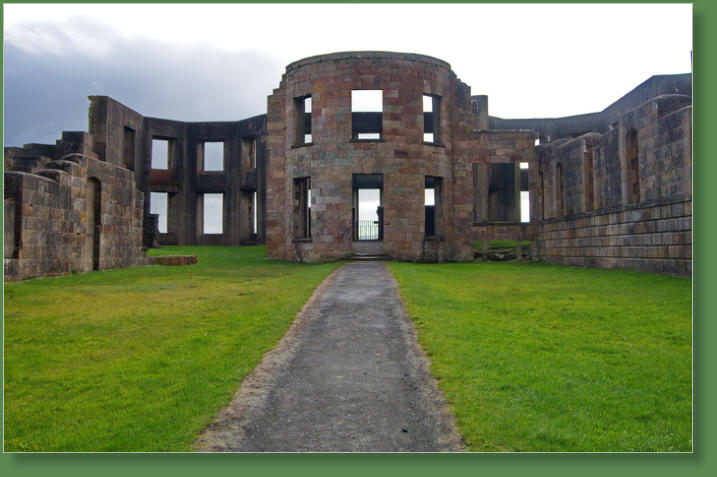 Downhill Demesme - Downhill House und Mausoleum, Nordirland