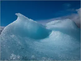 Cristal Beach, Island