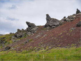 Ytri-Rauðamelskirkja und Umgebung, Island