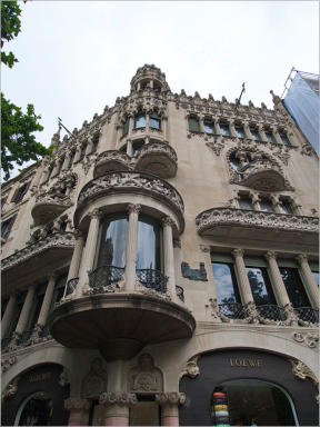 Casa Lleò - Barcelona, ES