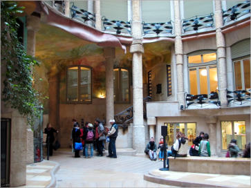 Casa Milà - Barcelona, ES