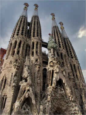  La Sagrada Familia - Barcelona, ES