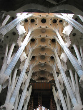  La Sagrada Familia - Barcelona, ES