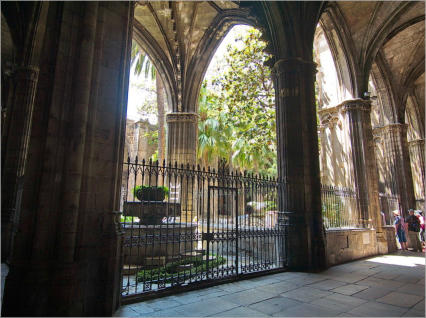 Seufzerbrücke im Barri Gotic - Barcelona, ES