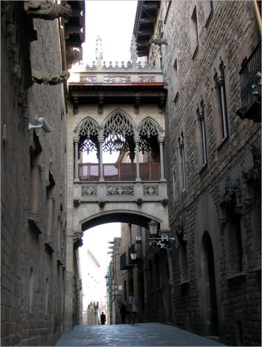 Seufzerbrücke im Barri Gotic - Barcelona, ES