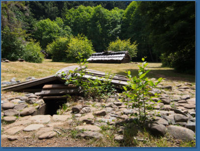 Patricks Point SP - Sumêg Village, CA