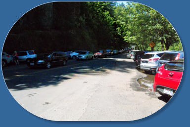 Parkplatz an den Multnomah Falls, Columbia River Gorge, OR