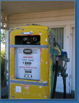 Alte Tankstelle entlang des HW 97, OR