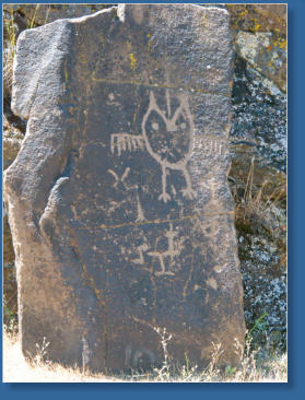 Horsethief Lake Petroglyphs - Columbia Hills State Park, WA