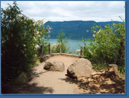 Lemmon View Point am Wahkeena Falls Trail - Columbia River Gorge, OR