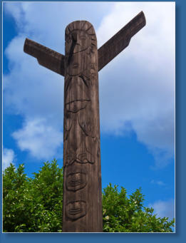 Totem am Admirals Head Viewpoint - Seattle, Wa