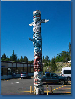 Totem in Weed, CA
