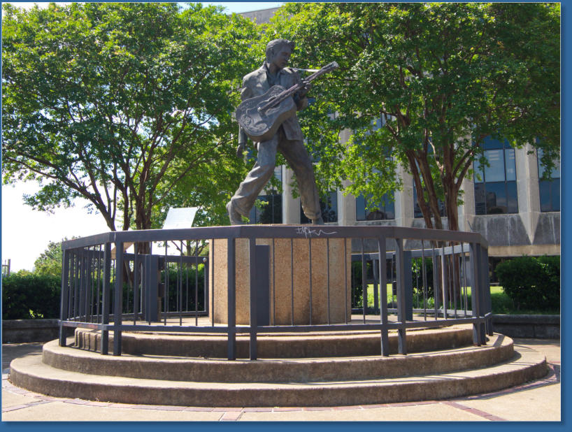 Elvis in Memphis, TN