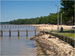 Am Pier in Fairhope, AL