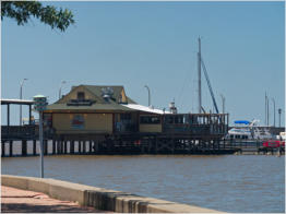 Am Pier in Fairhope, AL