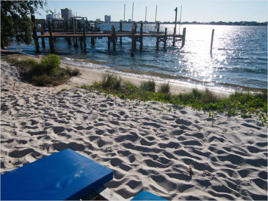 Hausstrand der Travellodge in Pensacola Beach, FL