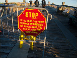 Auf der Seebrücke in Pesacola Beach, FL