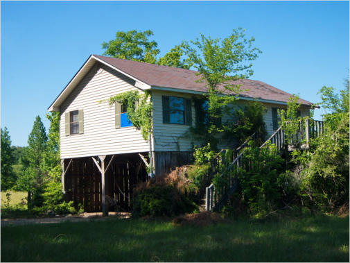 verwittertes Wohnhaus bei Orrville, AL