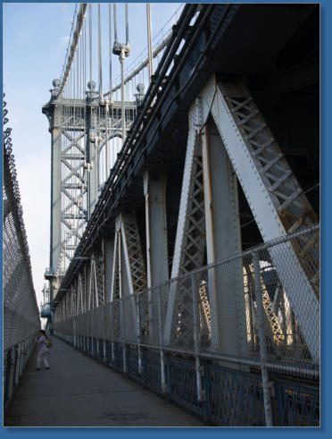 Manhattan Bridge - NYC, USA