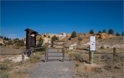 Castle Gardens Petroglyph Site - WY