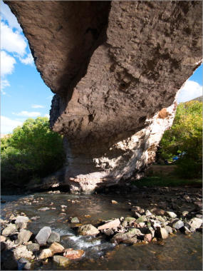 Ayres Natural Bridge Park - Douglas, WY