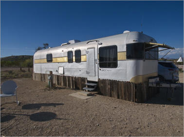 Retro Rent - Betty - Terlingua, TX