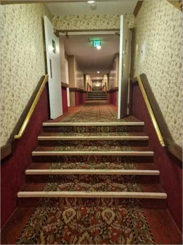 Station Hotel + Casino, Tonopah - NV