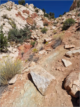 Aufstieg zum Yellow Rock an der Cottonwood Canyon Road, UT