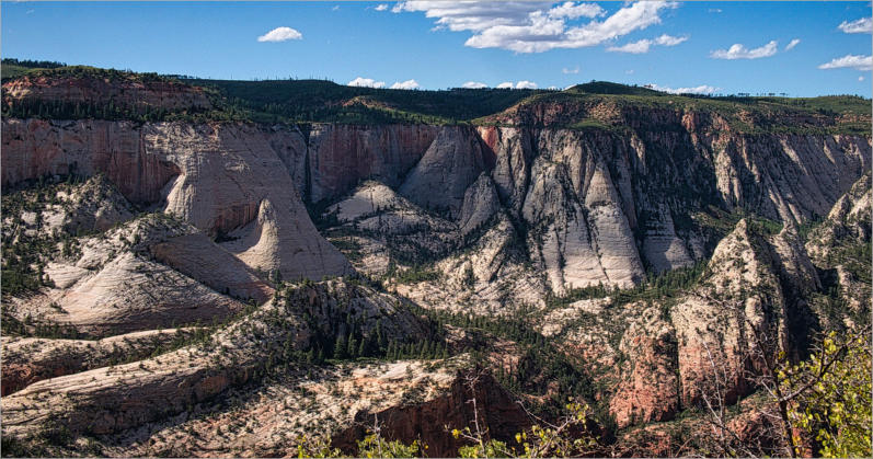 Zion National Park - Observaton Point Trail via East Mesa, UT